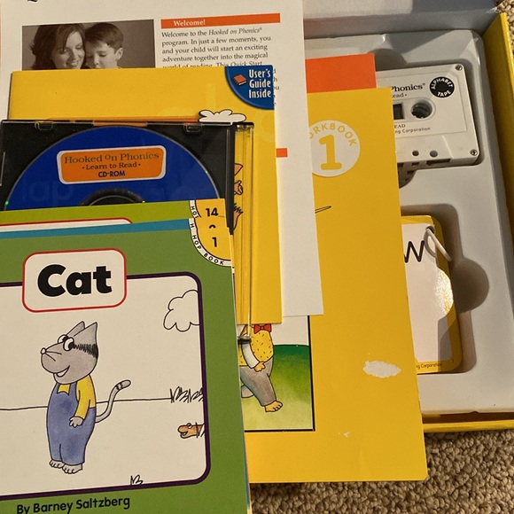 Hooked on Phonics Ages 3-8 - Picture 3 of 10